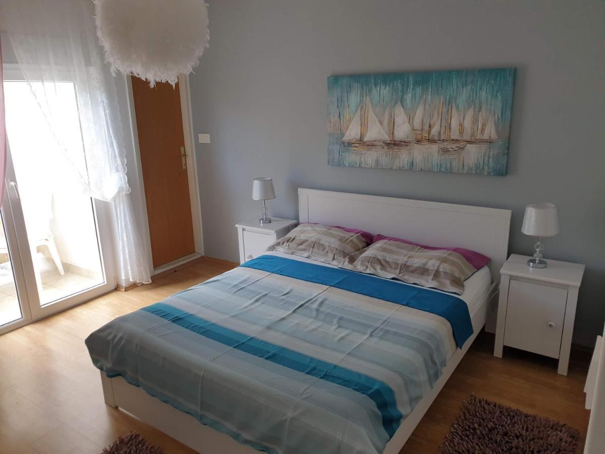 Apartments Mare Banjol Eksteriør billede