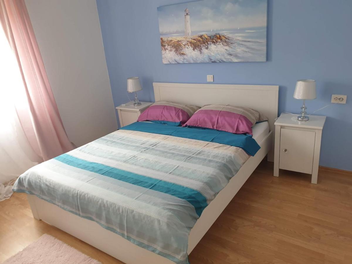 Apartments Mare Banjol Eksteriør billede